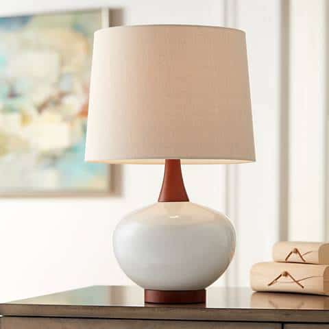 This mid-century modern ceramic lamp has a two-toned base.