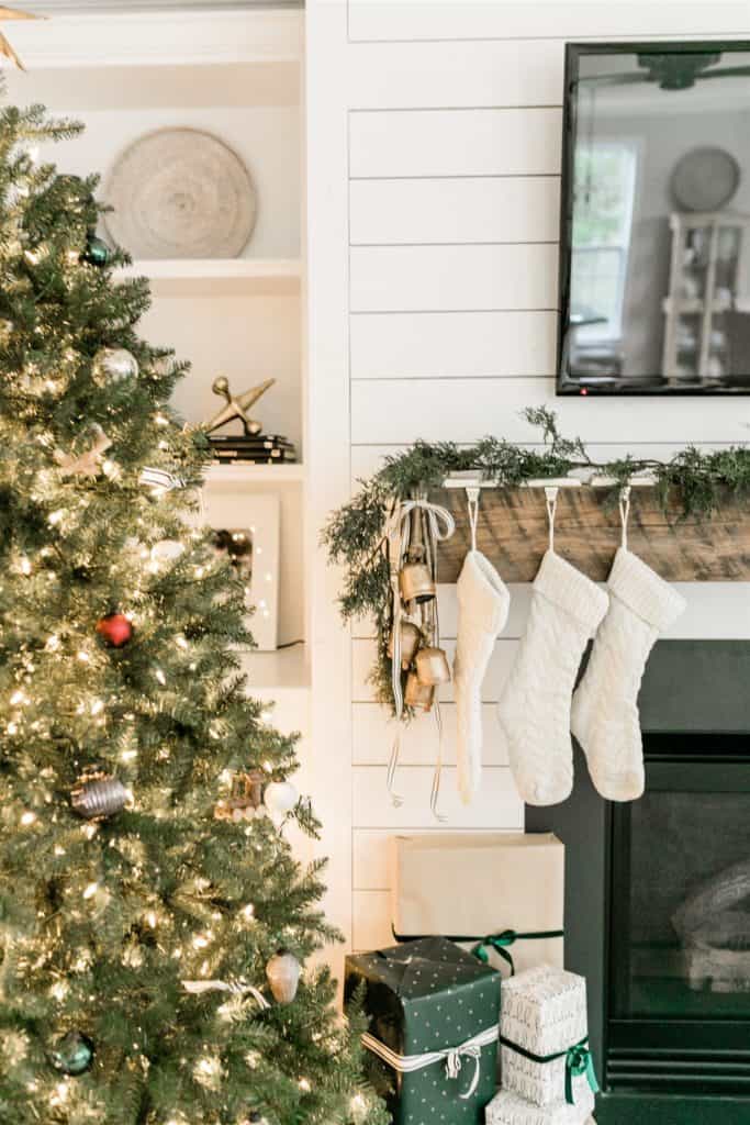 Christmas Home Tour - The Coastal Oak - Come tour the neutral and simple Christmas decor in my home!