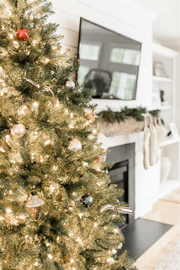 Christmas Home Tour - The Coastal Oak - Come tour the neutral and simple Christmas decor in my home!