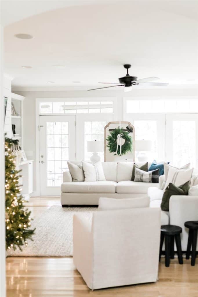 Christmas Home Tour - The Coastal Oak - Come tour the neutral and simple Christmas decor in my home!