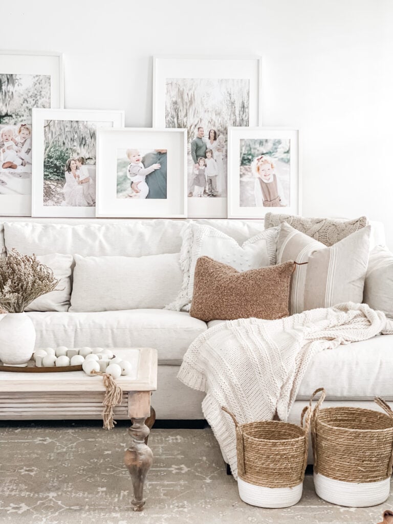 Chantilly Lace by Benjamin Moore