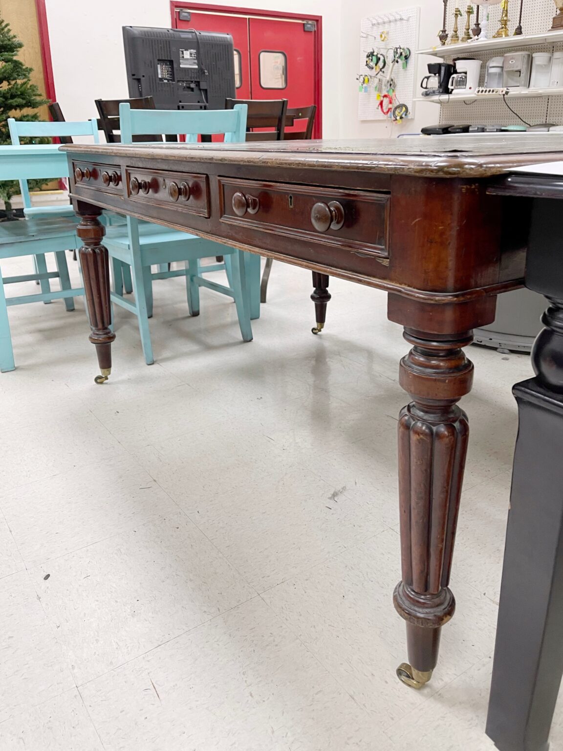 Your Guide to Thrifting Furniture Like a Pro The Coastal Oak